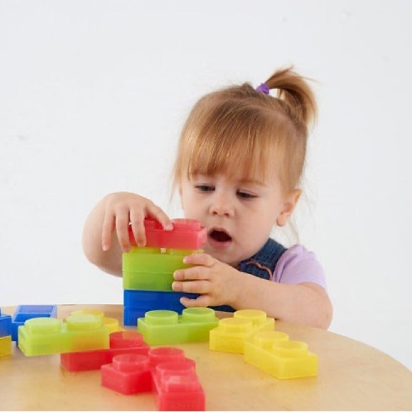 New TickiT SiliShapes Soft Bricks - Set of 24 Transparent Multi Colored - Picture 7 of 10